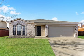 6736 BIGHORN RDG ARLINGTON, TX 76002